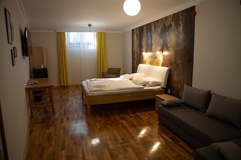 Bed and Breakfast V8-Kelemen Panzio Мако Екстер'єр фото