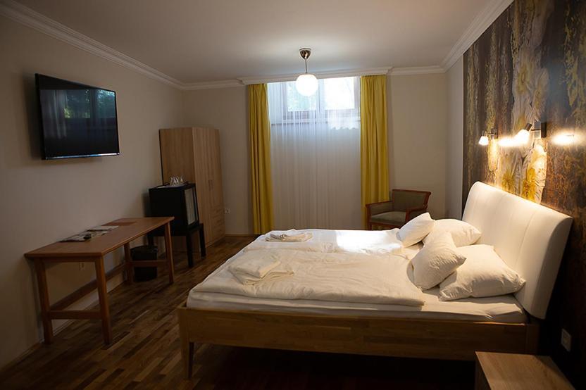 Bed and Breakfast V8-Kelemen Panzio Мако Екстер'єр фото
